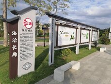 墻面不銹鋼宣傳欄的價(jià)格一般是多少？